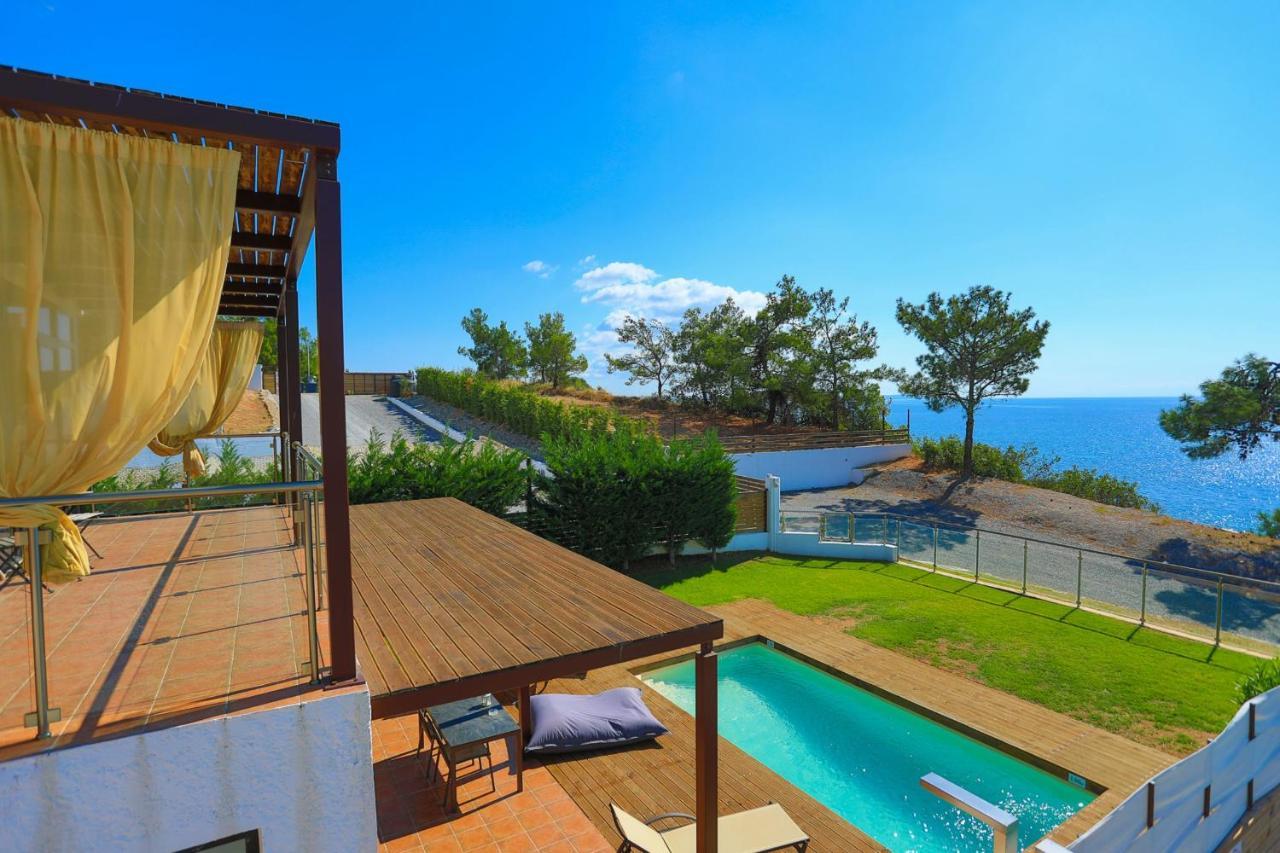 ניאה מודאניה Kalma Villa Ena מראה חיצוני תמונה