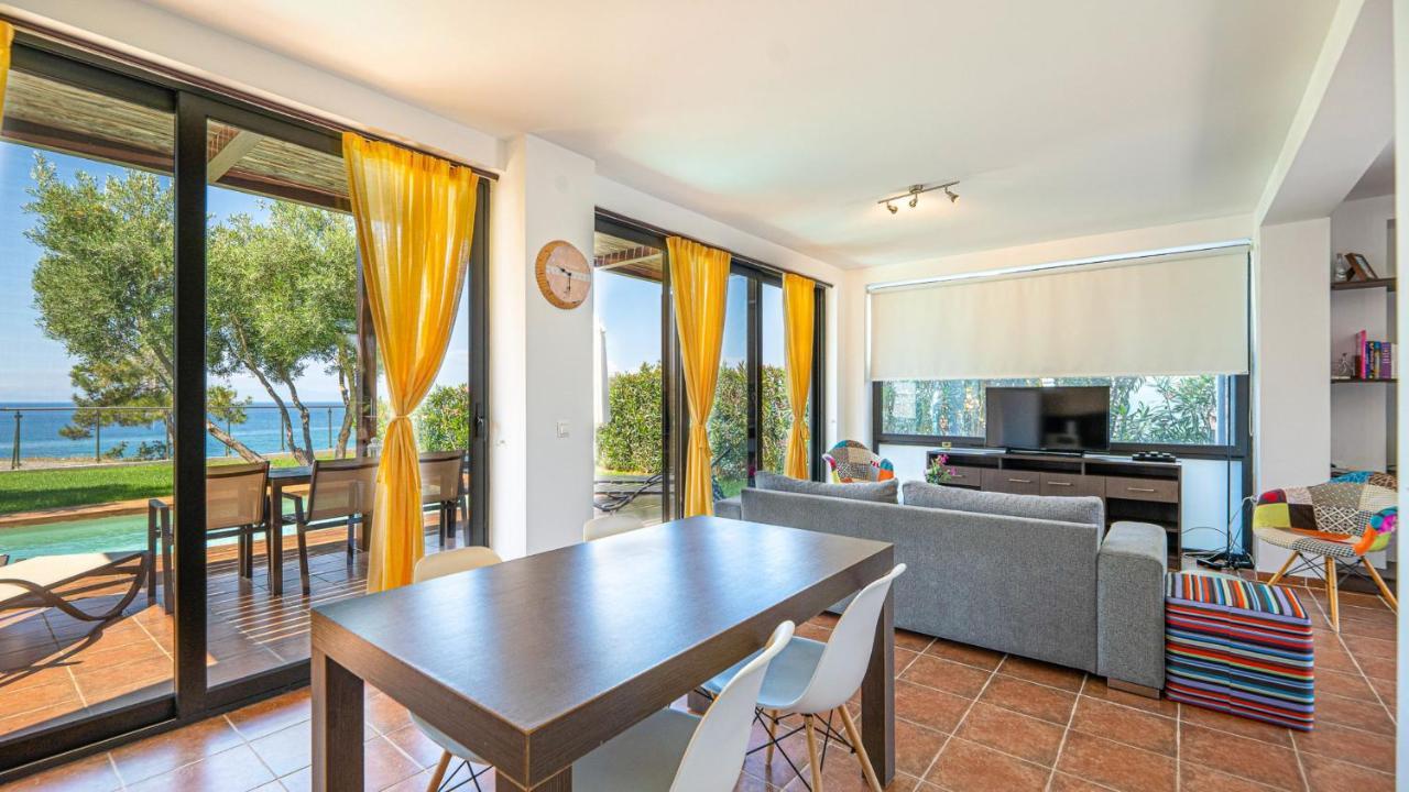 ניאה מודאניה Kalma Villa Ena מראה חיצוני תמונה