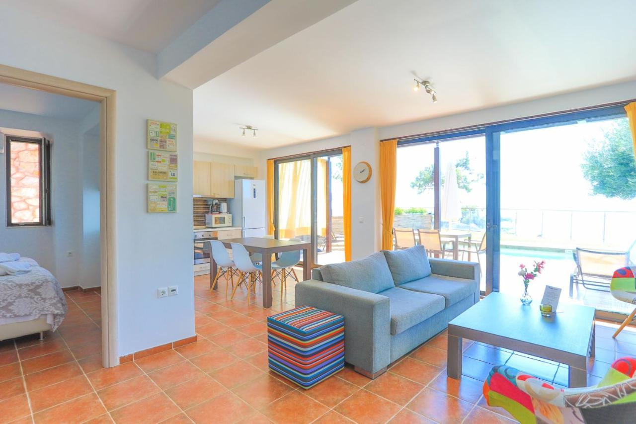 ניאה מודאניה Kalma Villa Ena מראה חיצוני תמונה