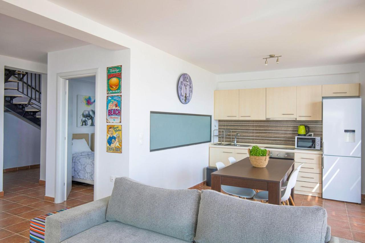 ניאה מודאניה Kalma Villa Ena מראה חיצוני תמונה