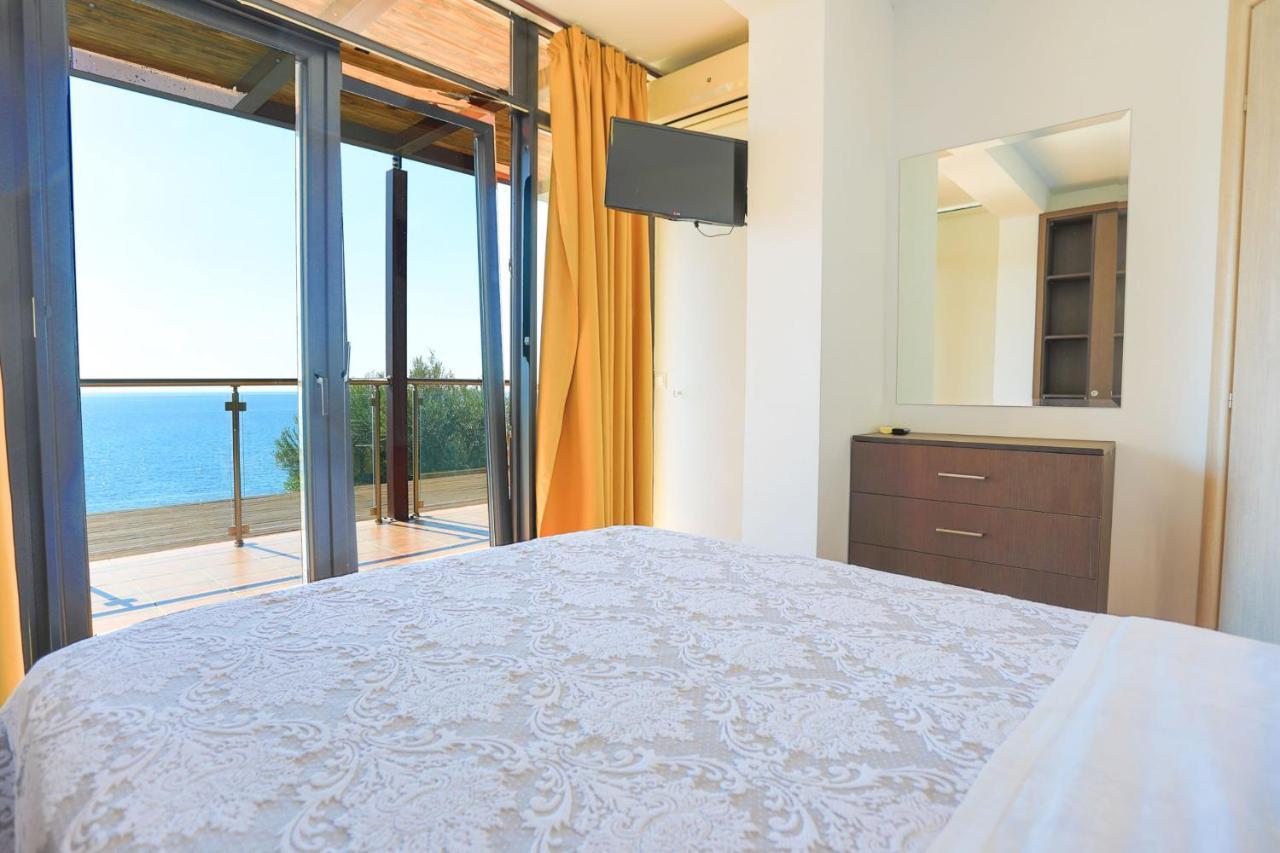 ניאה מודאניה Kalma Villa Ena מראה חיצוני תמונה